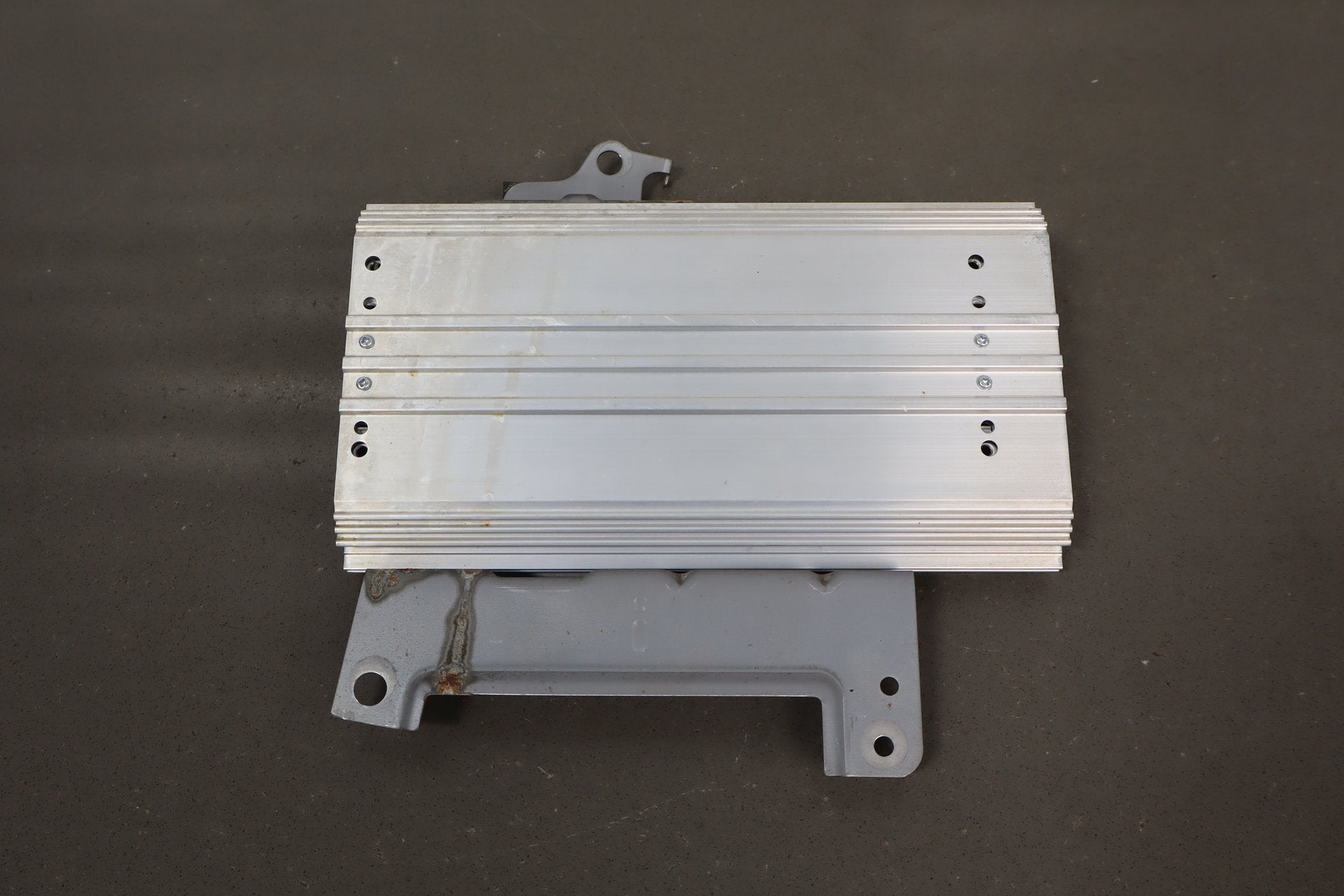 2012-2014 Mitsubishi i-MiEV Radio Amplifier OEM
