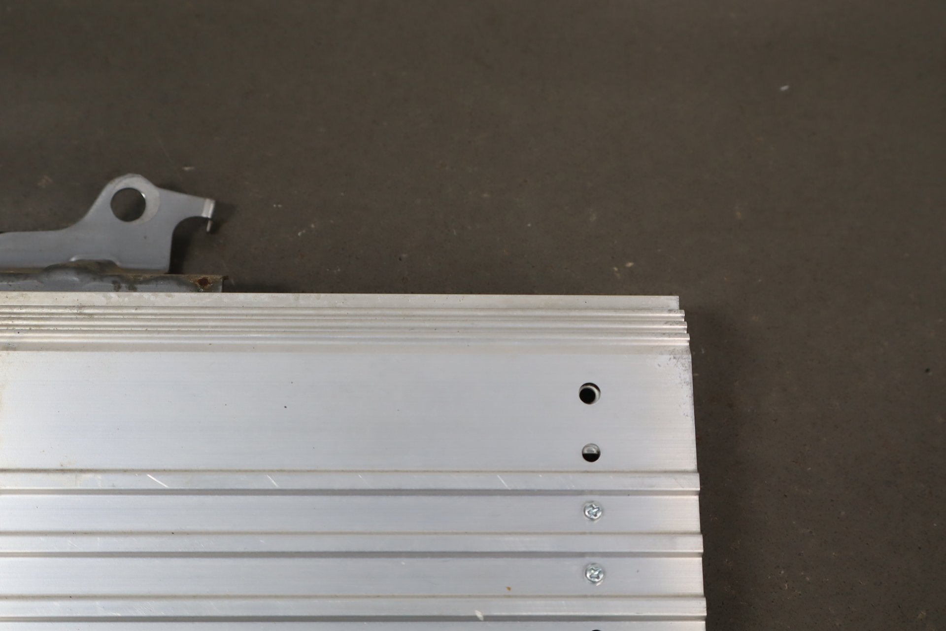 2012-2014 Mitsubishi i-MiEV Radio Amplifier OEM
