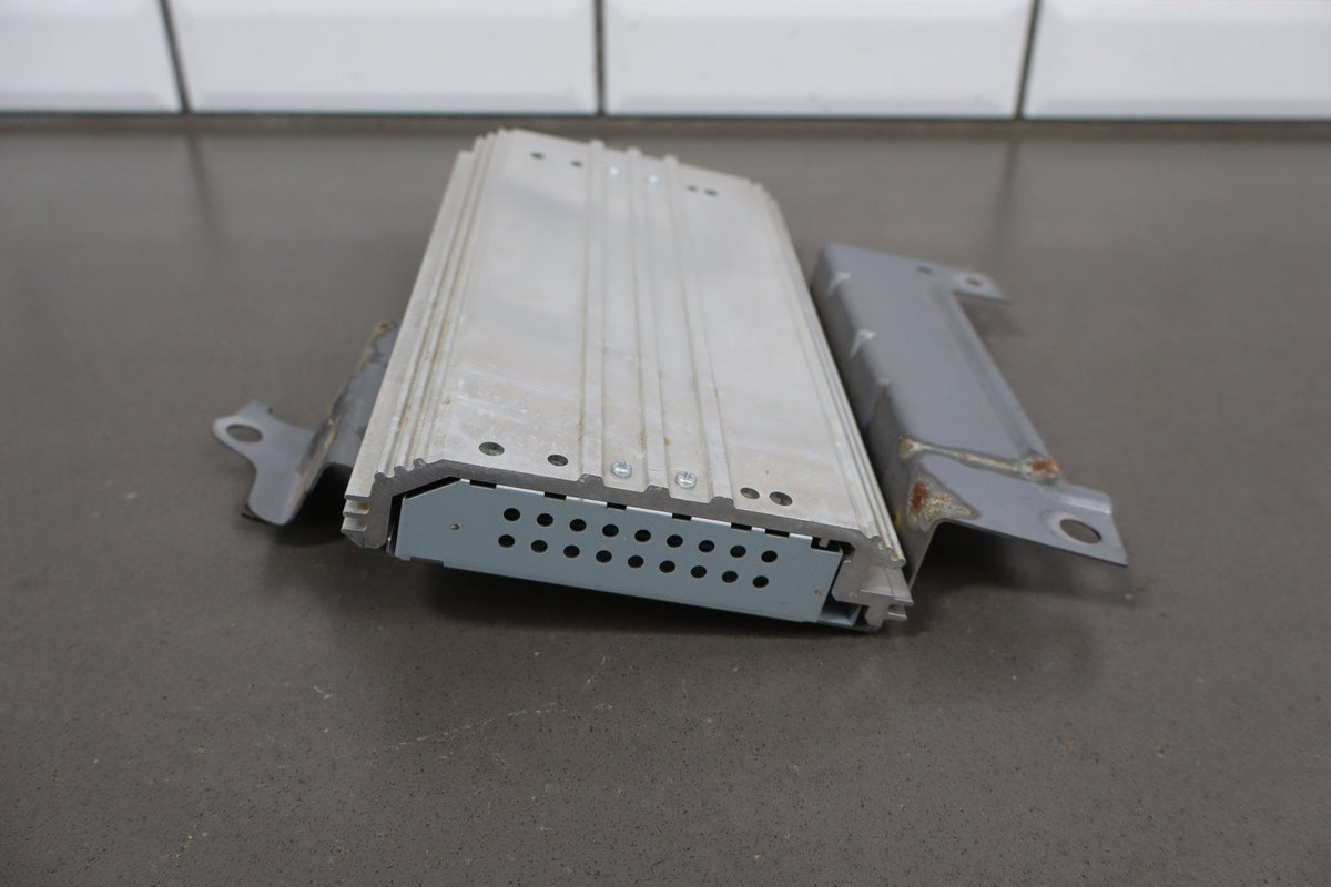 2012-2014 Mitsubishi i-MiEV Radio Amplifier OEM
