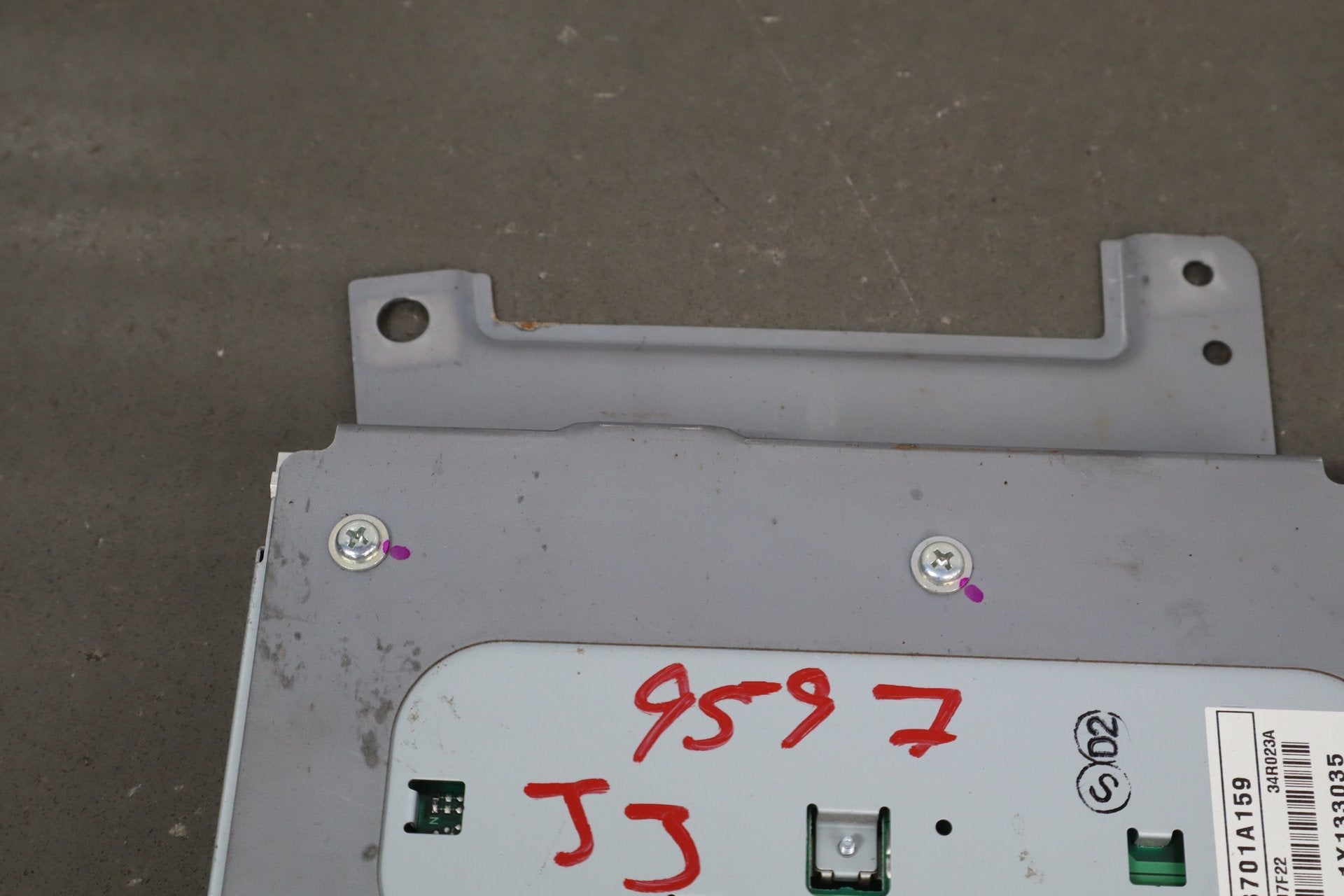 2012-2014 Mitsubishi i-MiEV Radio Amplifier OEM