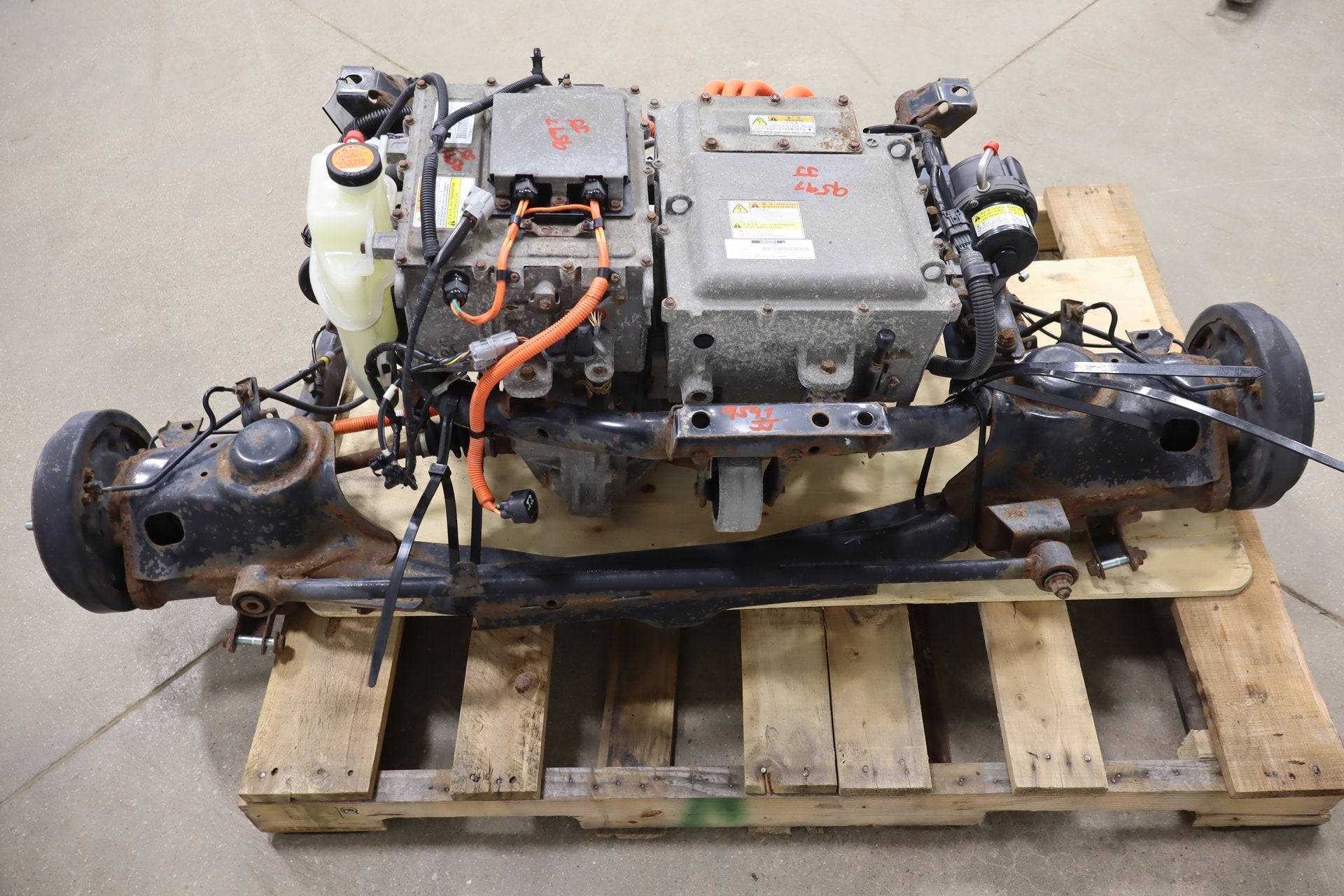 2012-2014 Mitsubishi i-MiEV Rear Drive Unit Electric Motor &amp; Suspension Dropout