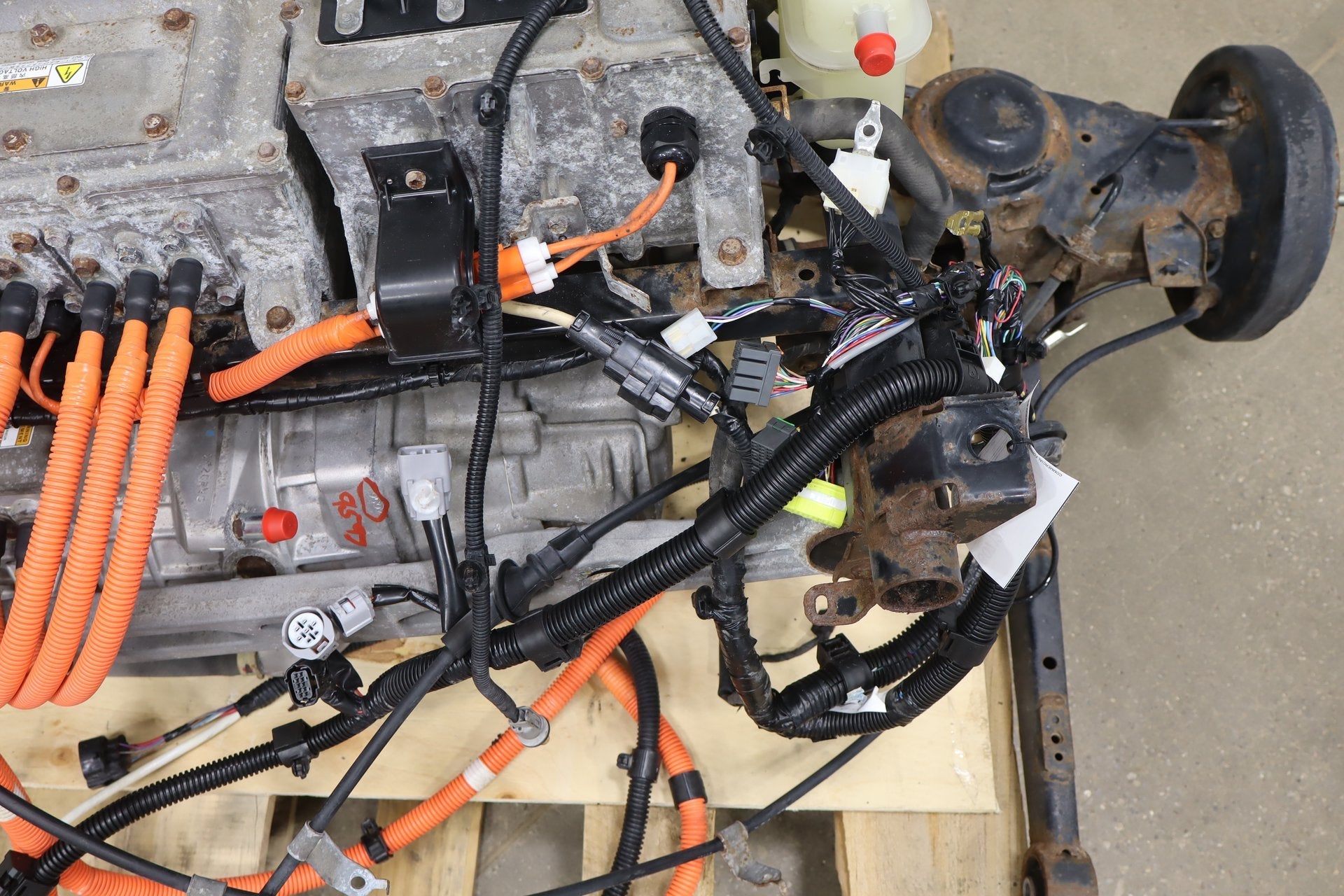 2012-2014 Mitsubishi i-MiEV Rear Drive Unit Electric Motor &amp; Suspension Dropout