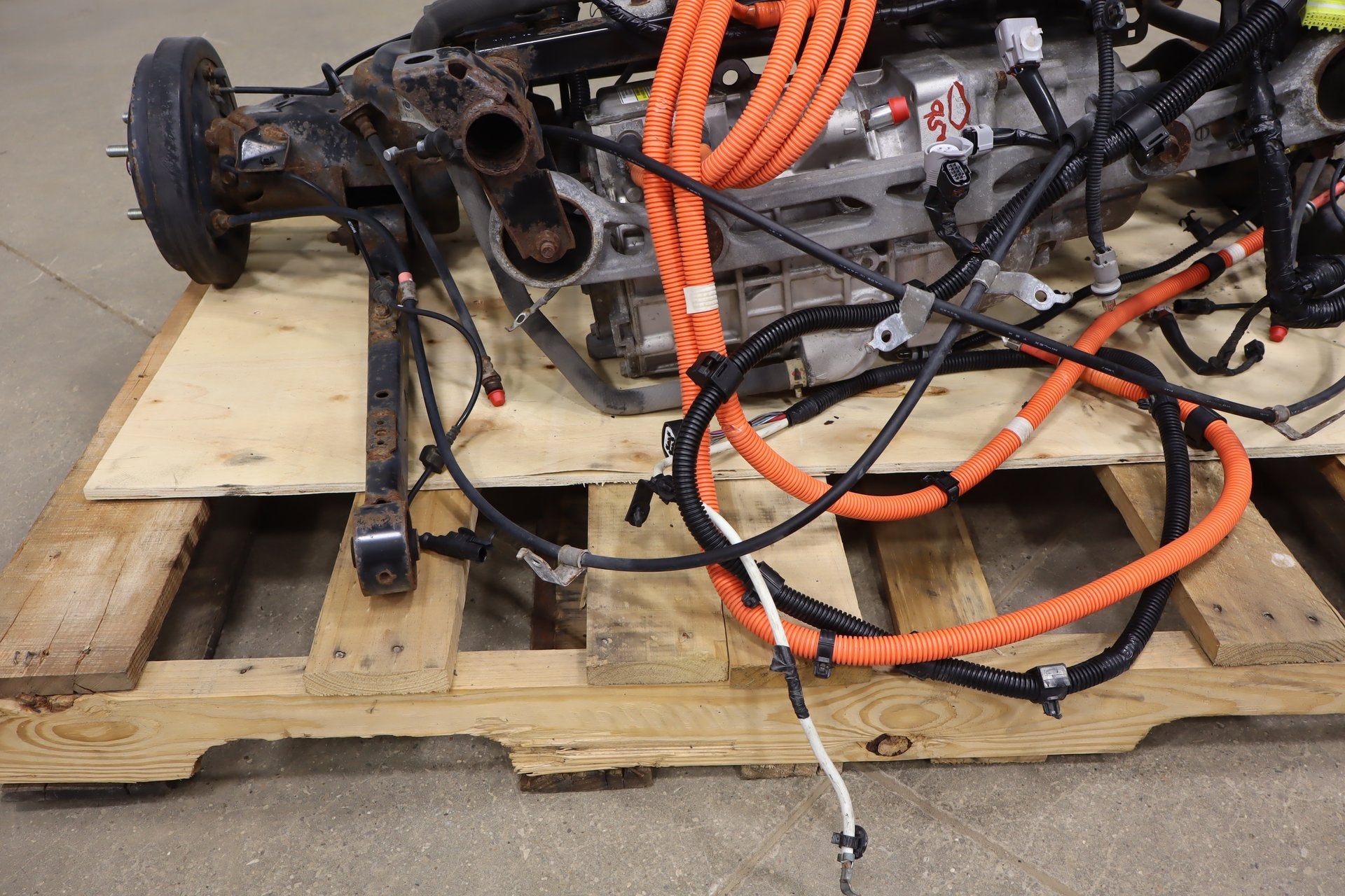 2012-2014 Mitsubishi i-MiEV Rear Drive Unit Electric Motor &amp; Suspension Dropout