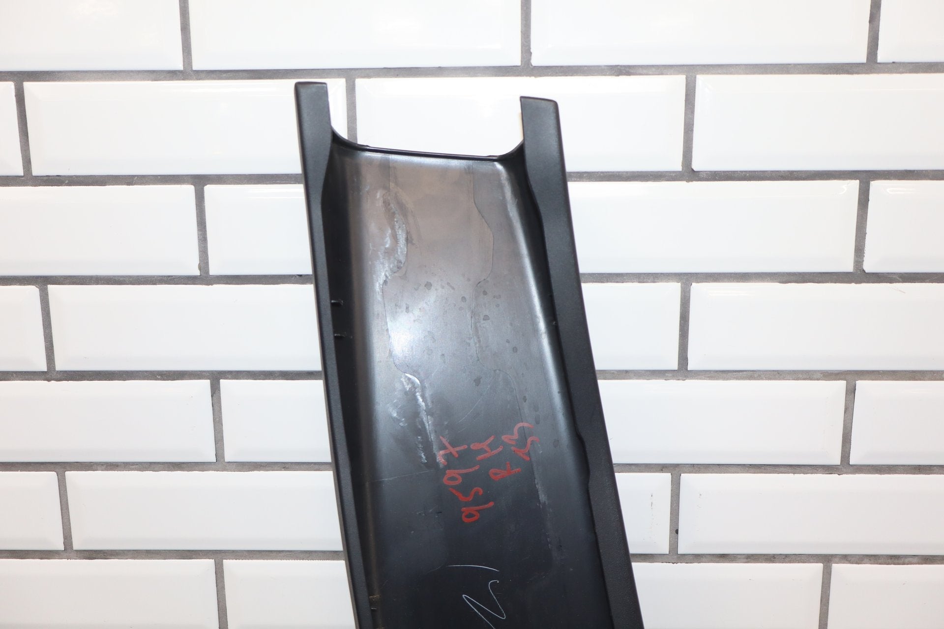 2012-2014 Mitsubishi i-MiEV Right B Pillar Trim OEM