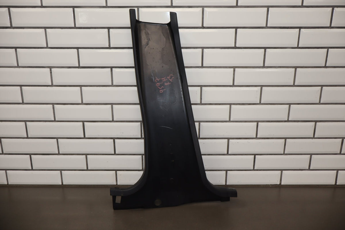 2012-2014 Mitsubishi i-MiEV Right B Pillar Trim OEM