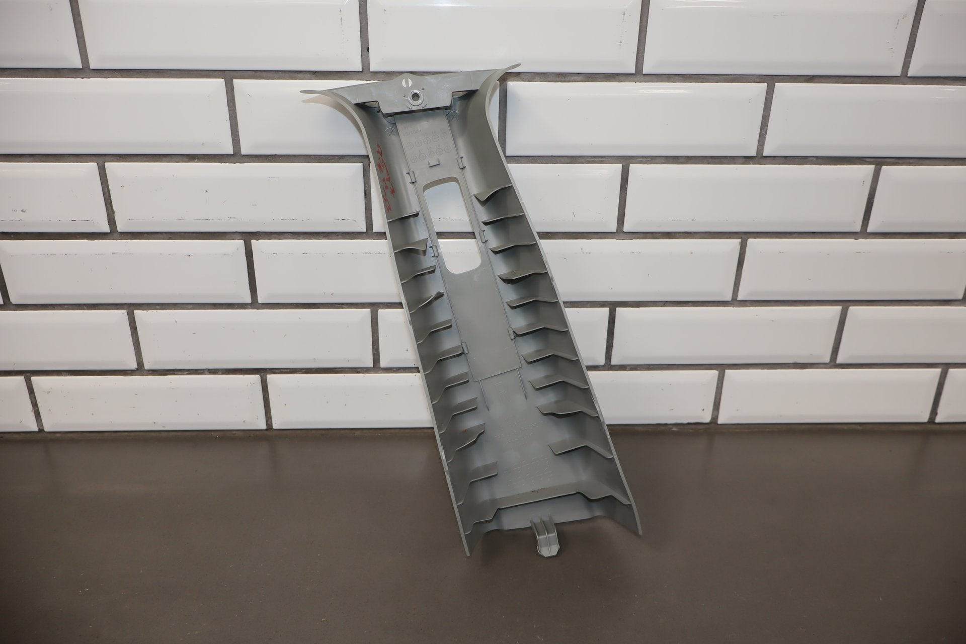 2012-2014 Mitsubishi i-MiEV Right B Pillar Trim OEM