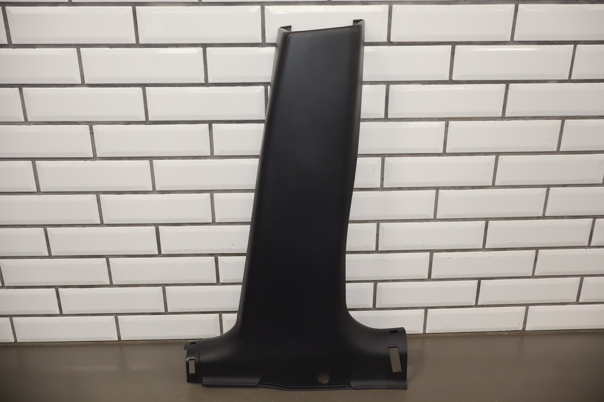 2012-2014 Mitsubishi i-MiEV Right B Pillar Trim OEM