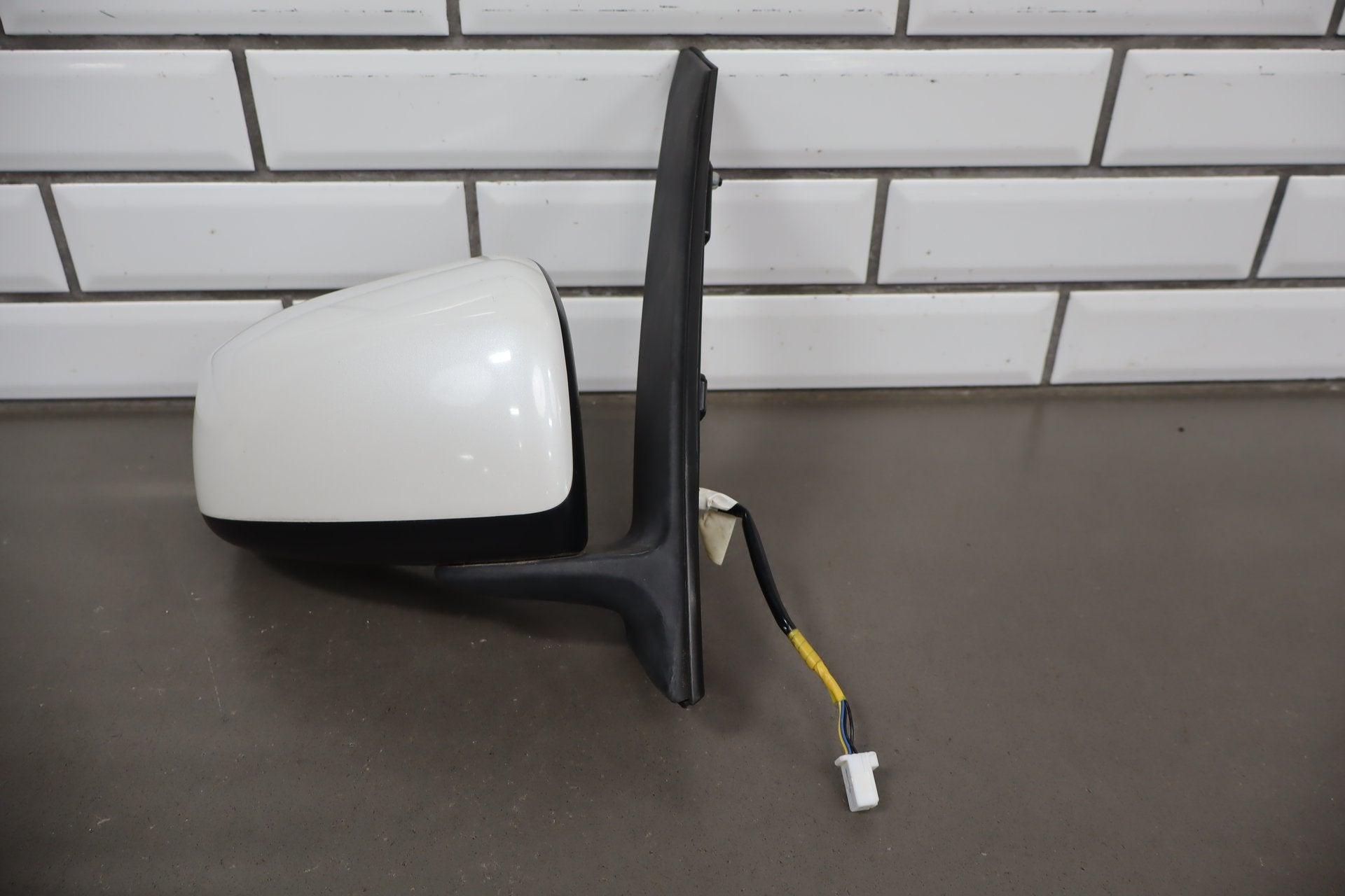 2012-2014 Mitsubishi i-MiEV- Right Door Mirror