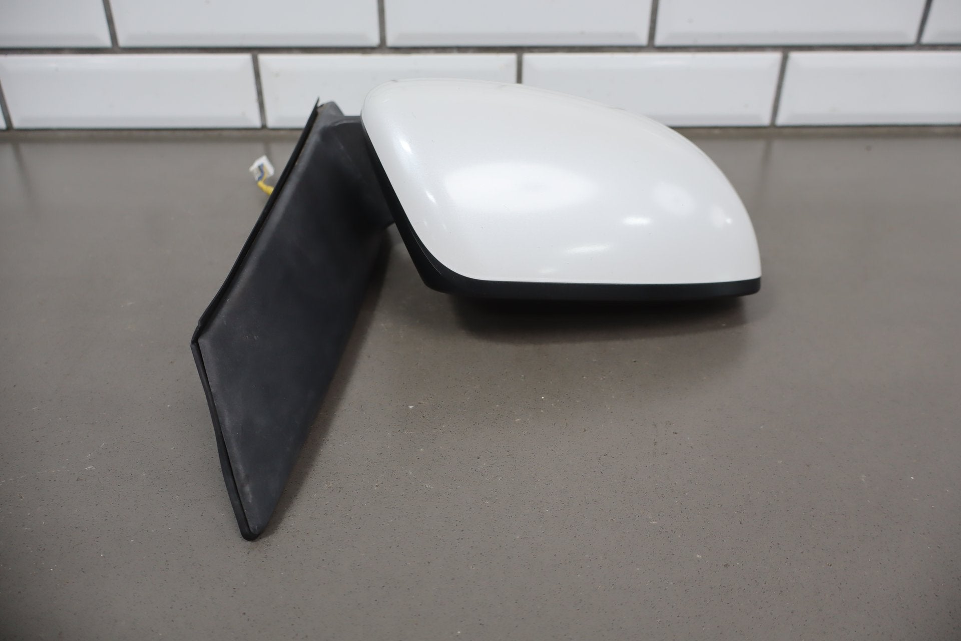 2012-2014 Mitsubishi i-MiEV- Right Door Mirror