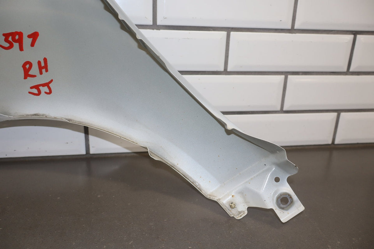 2012-2014 Mitsubishi i-MiEV Right Fender SE Diamond White Pearl W13
