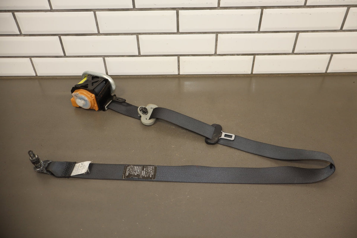2012-2014 Mitsubishi i-MiEV- Right Front Seat Belt