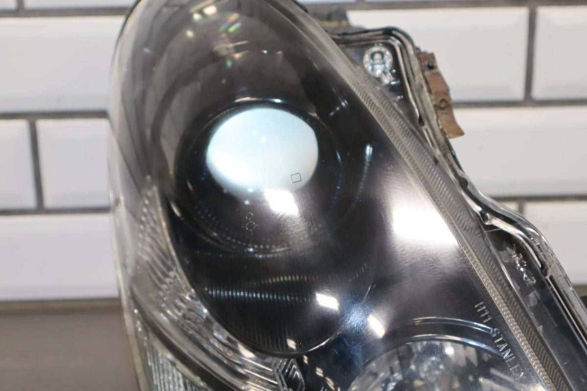 2012-2014 Mitsubishi i-MiEV Right Headlamp OEM