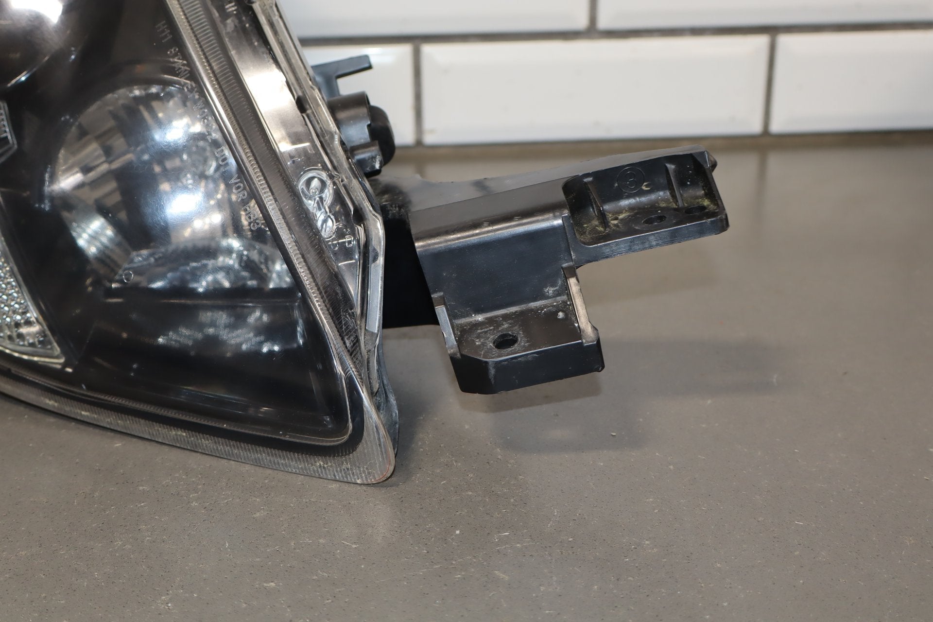 2012-2014 Mitsubishi i-MiEV Right Headlamp OEM