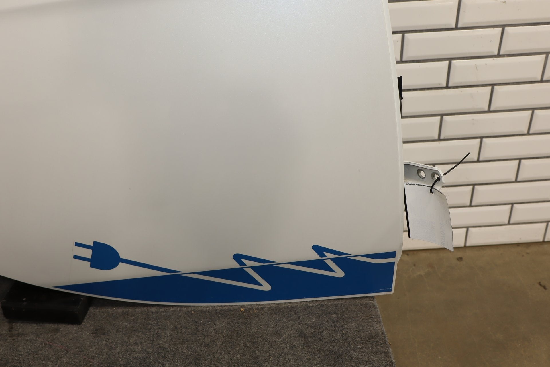 2012-2014 Mitsubishi i-MiEV Right Rear Door Diamond White Pearl ( W13 )