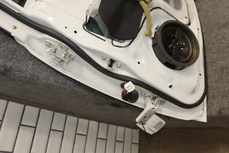 2012-2014 Mitsubishi i-MiEV Right Rear Door Diamond White Pearl ( W13 )