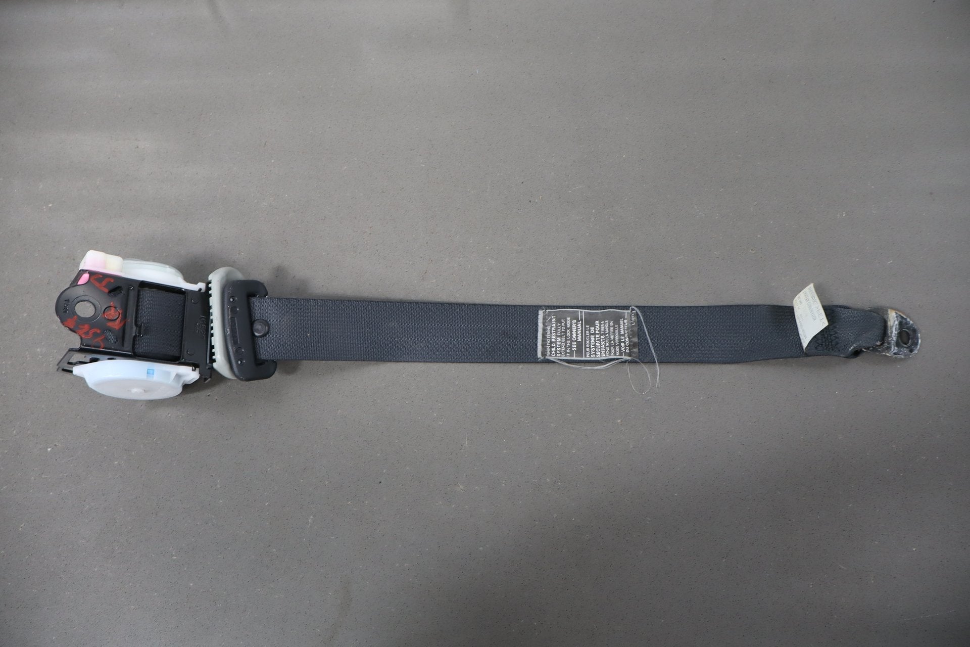 2012-2014 Mitsubishi i-MiEV- Right Rear Seat belt