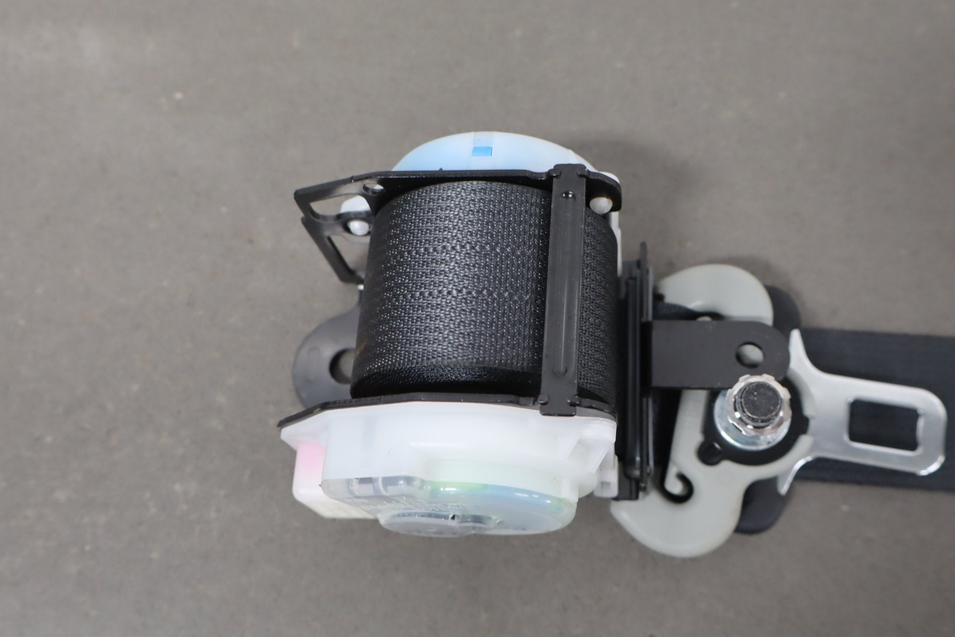 2012-2014 Mitsubishi i-MiEV- Right Rear Seat belt