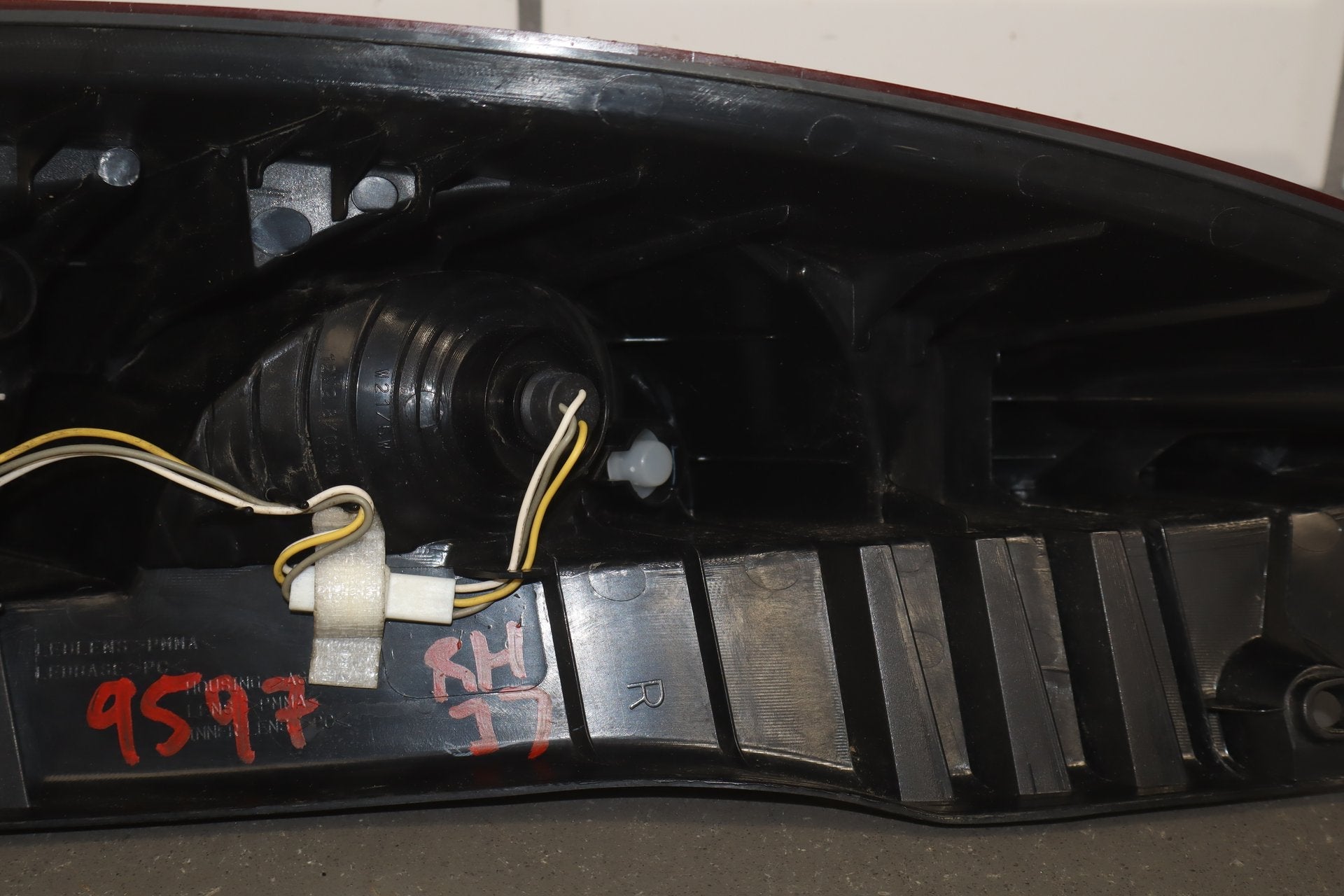 2012-2014 Mitsubishi i-MiEV Right Tail Light OEM