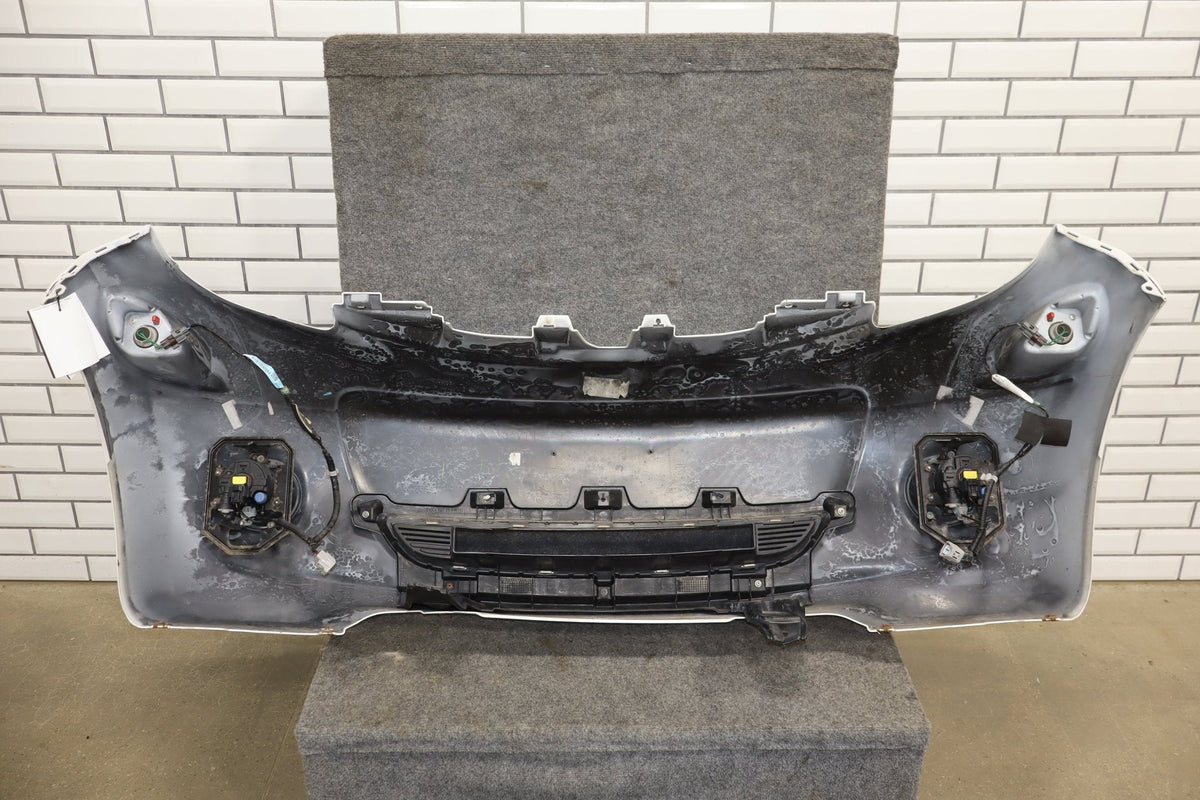 2012-2014 Mitsubishi i-MiEV SE Front Bumper Diamond White Pearl W13