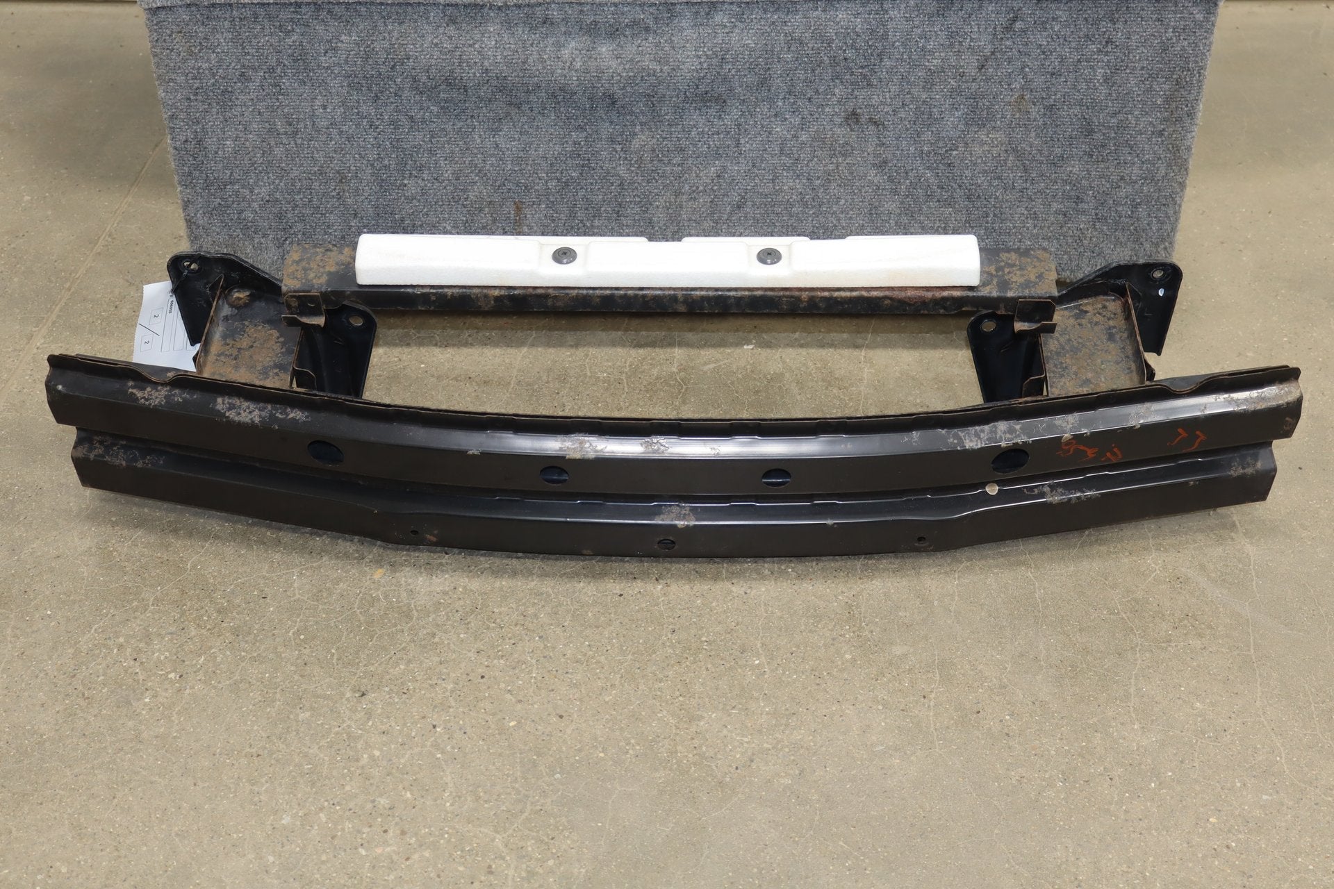 2012-2014 Mitsubishi i-MiEV SE Front Bumper Diamond White Pearl W13