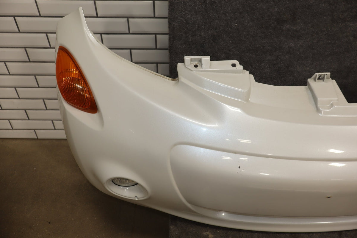 2012-2014 Mitsubishi i-MiEV SE Front Bumper Diamond White Pearl W13