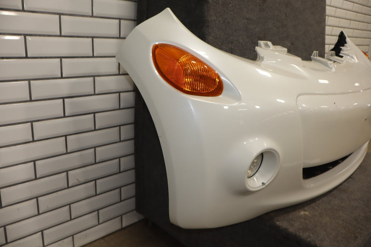 2012-2014 Mitsubishi i-MiEV SE Front Bumper Diamond White Pearl W13