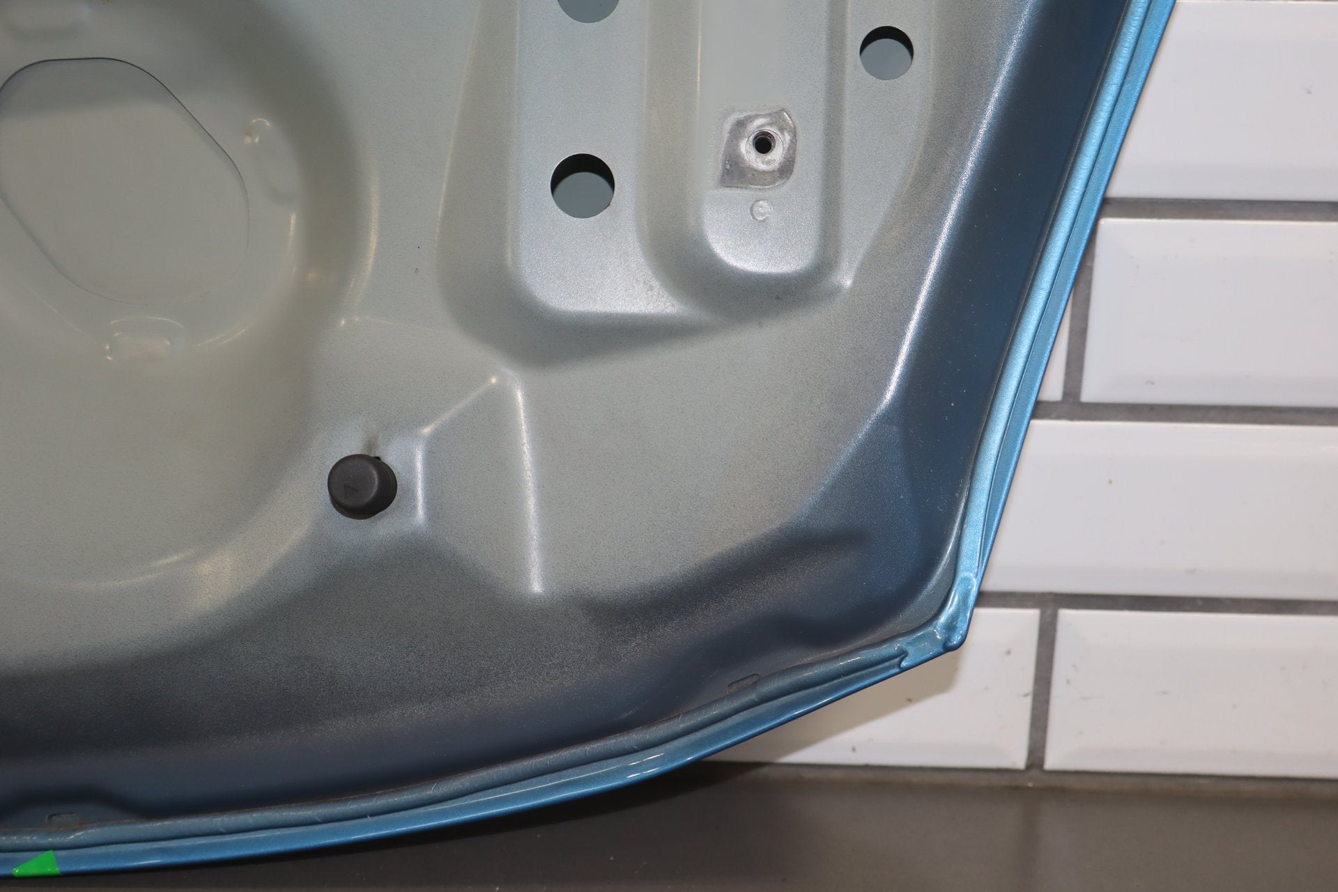 2012-2014 Mitsubishi i-MiEV SE Hood Diamond White Pearl W13
