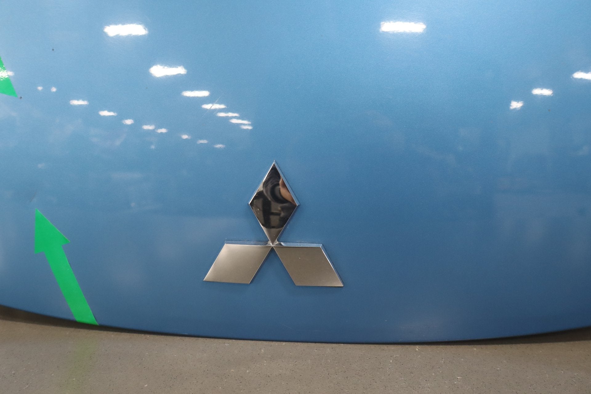 2012-2014 Mitsubishi i-MiEV SE Hood Diamond White Pearl W13