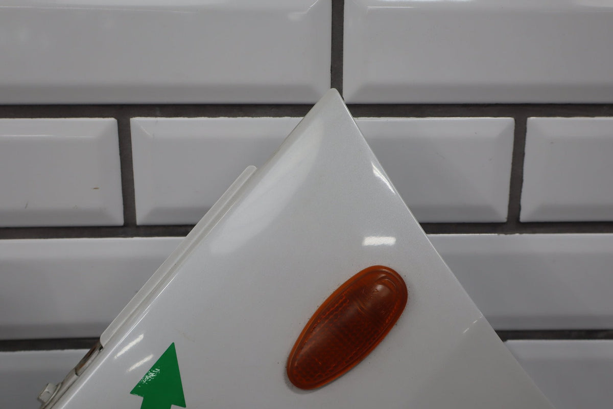 2012-2014 Mitsubishi i-MiEV SE Left Fender Diamond White Pearl W13