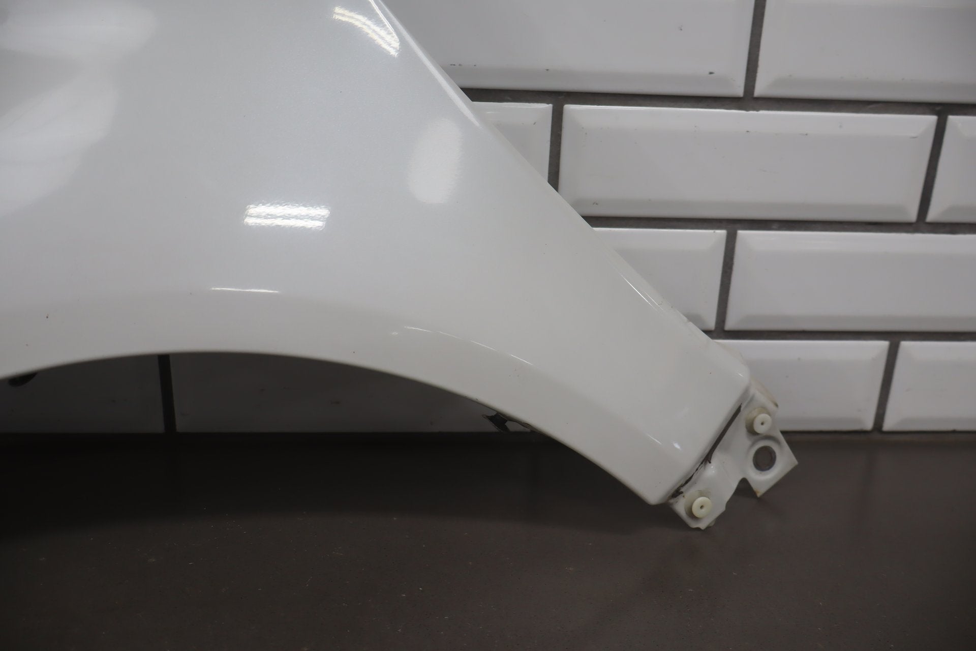 2012-2014 Mitsubishi i-MiEV SE Left Fender Diamond White Pearl W13