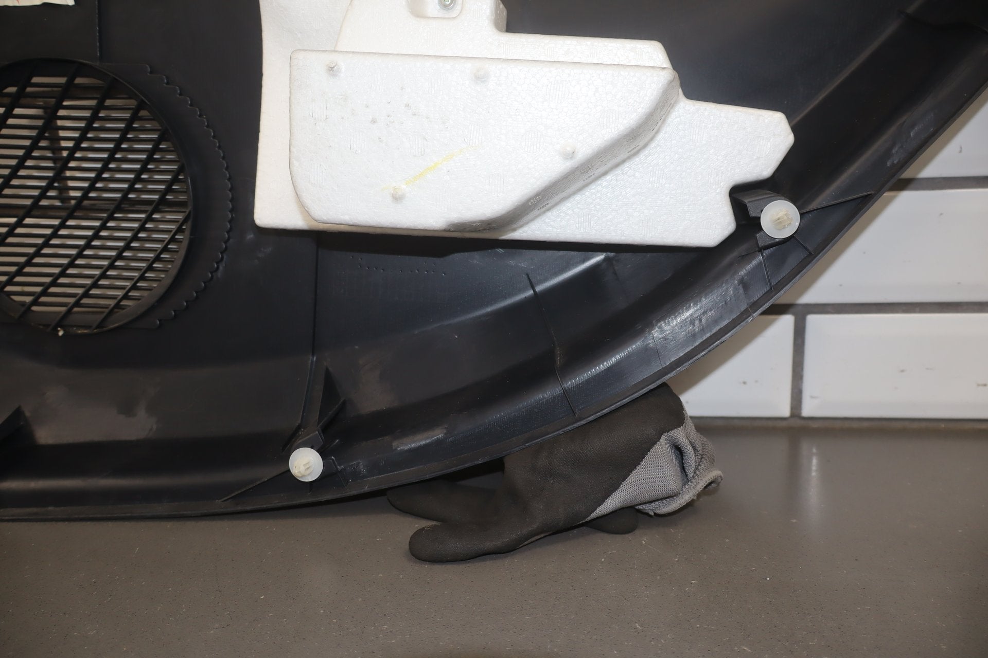 2012-2014 Mitsubishi i-MiEV SE Left Rear Door Panel Brown 83P