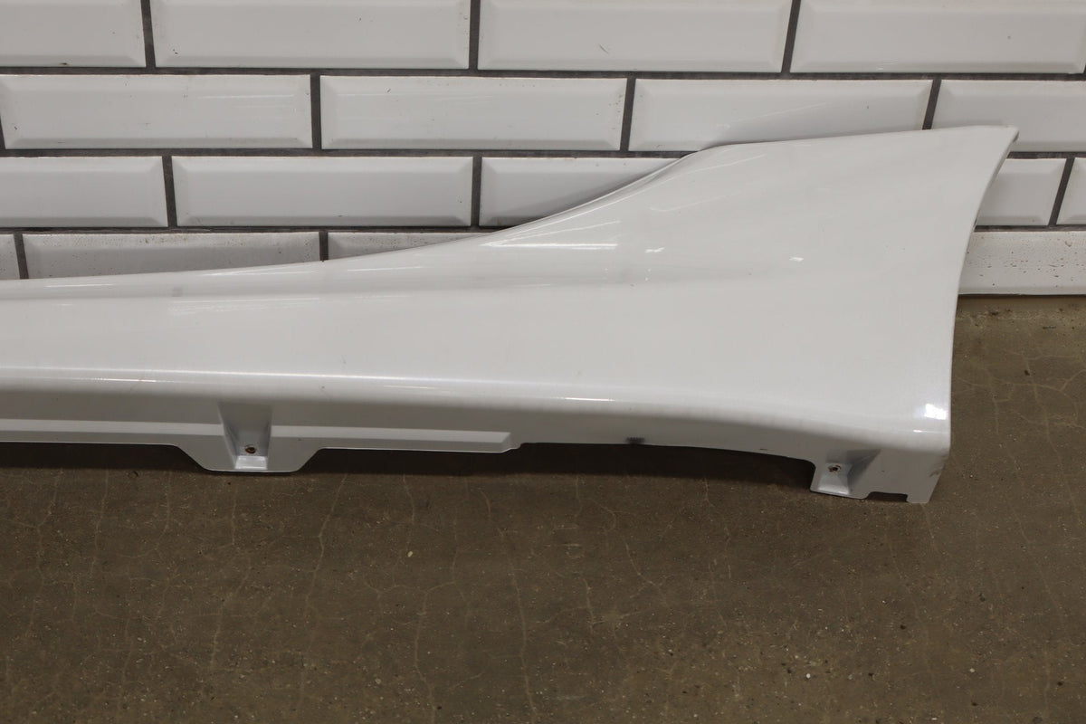 2012-2014 Mitsubishi i-MiEV SE Left Rocker Molding Diamond White Pearl W13
