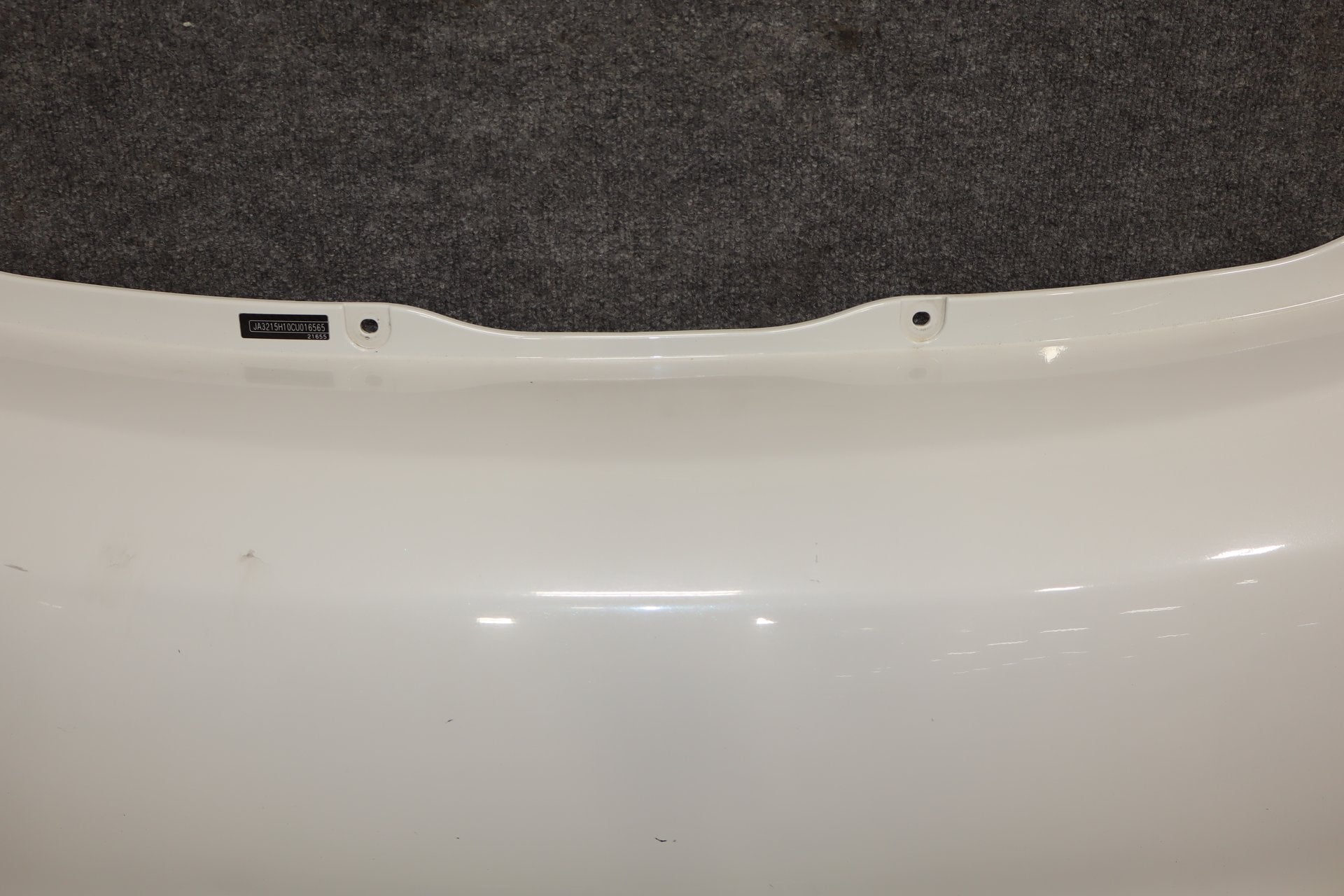 2012-2014 Mitsubishi i-MiEV SE Rear Bumper Diamond White Pearl W13