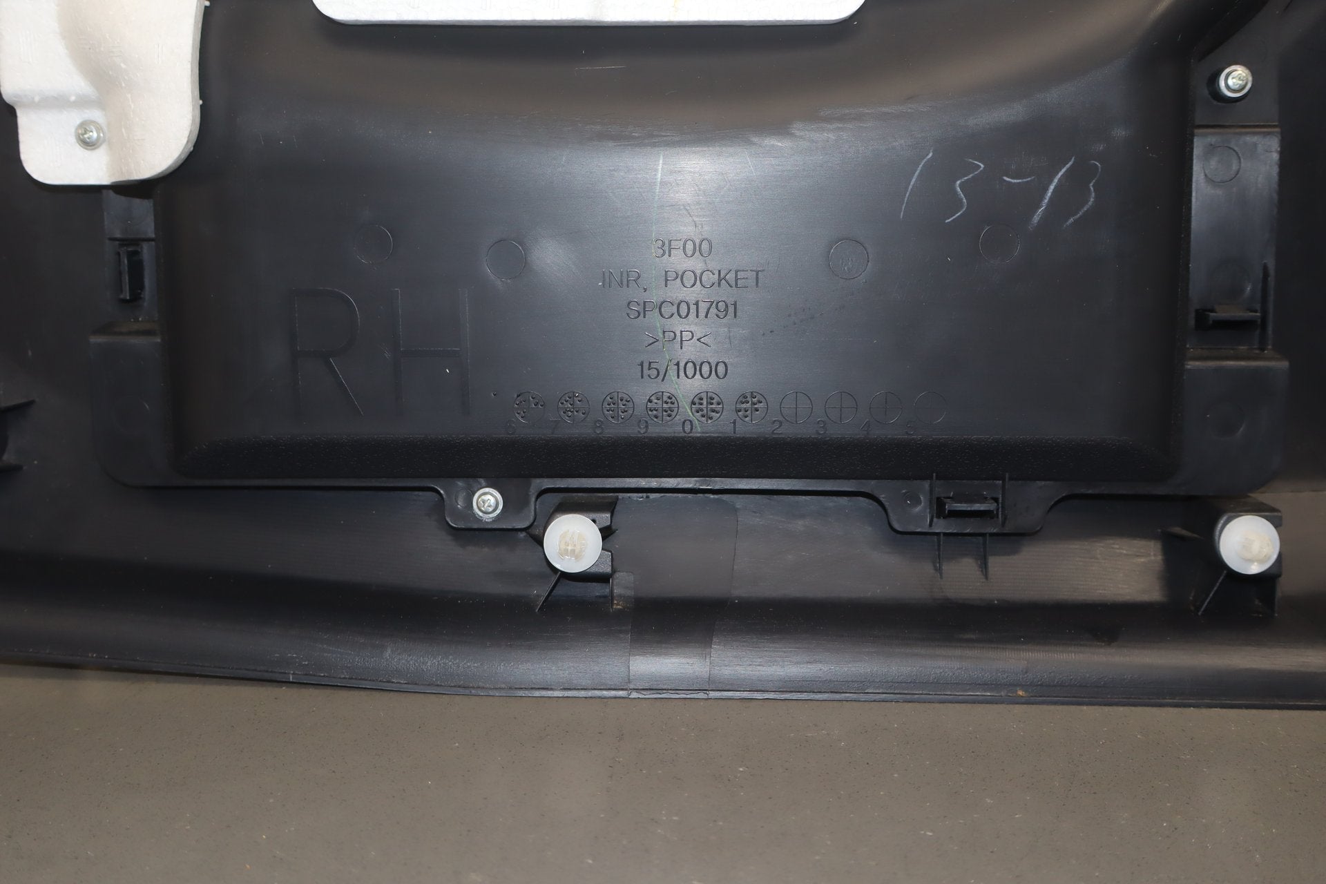 2012-2014 Mitsubishi i-MiEV SE Right Front Interior Trim Panel Brown 83P