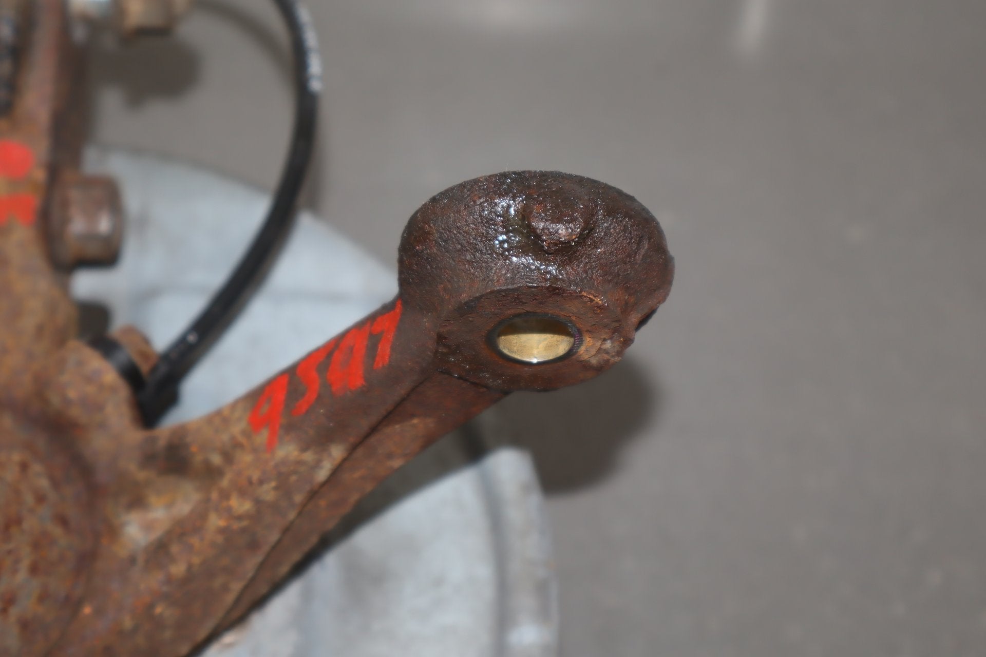 2012-2014 Mitsubishi i-MiEV SE Right Front Spindle
