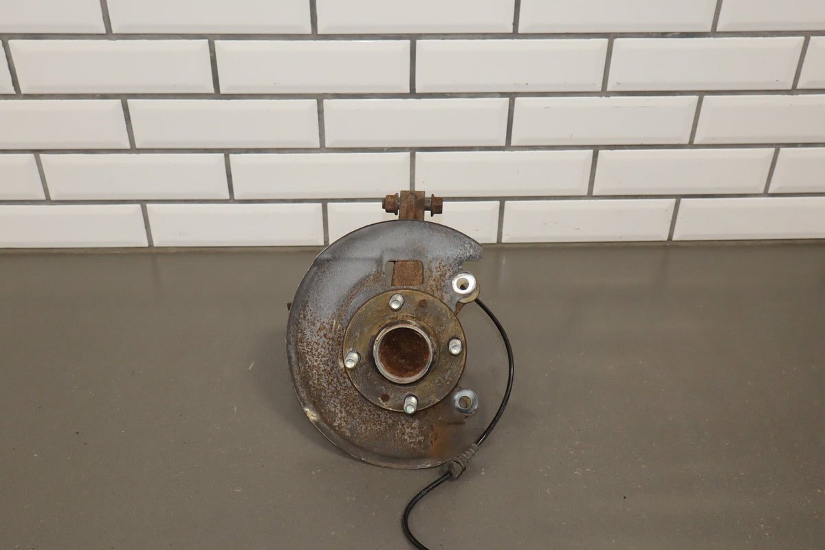 2012-2014 Mitsubishi i-MiEV SE Right Front Spindle