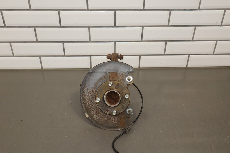 2012-2014 Mitsubishi i-MiEV SE Right Front Spindle