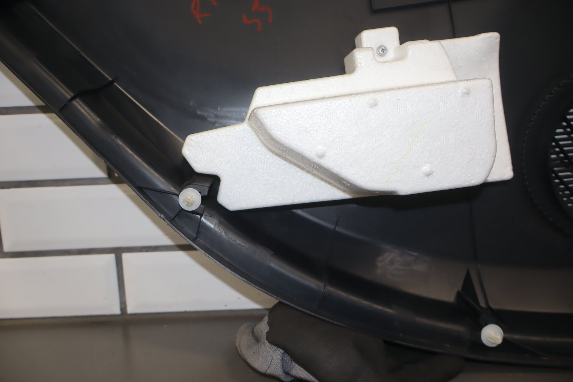 2012-2014 Mitsubishi i-MiEV SE Right Rear Door Panel Brown 83P