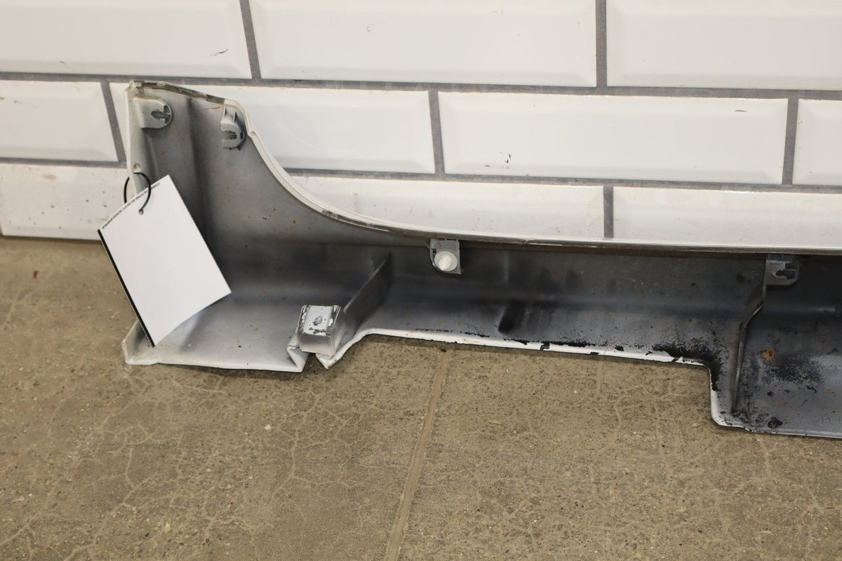 2012-2014 Mitsubishi i-MiEV SE Right Rocker Molding Diamond White Pearl Diamond White Pearl