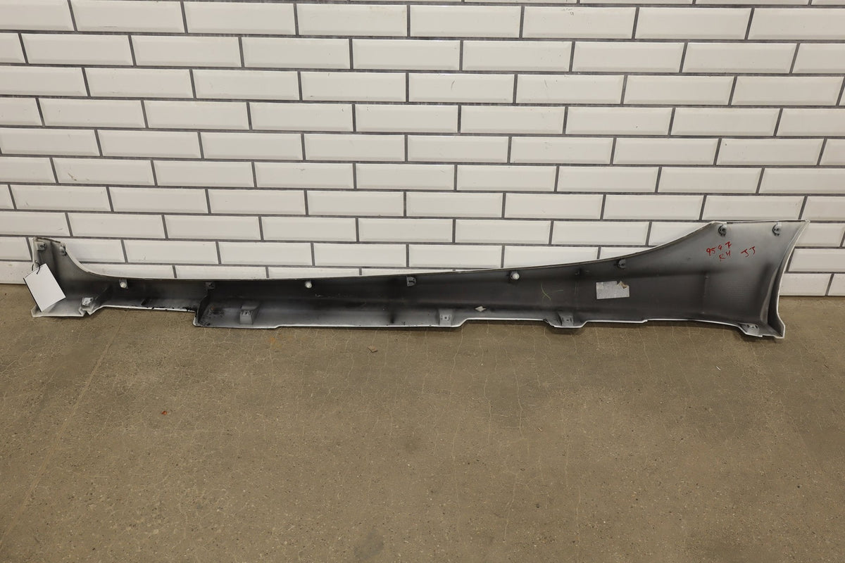 2012-2014 Mitsubishi i-MiEV SE Right Rocker Molding Diamond White Pearl Diamond White Pearl