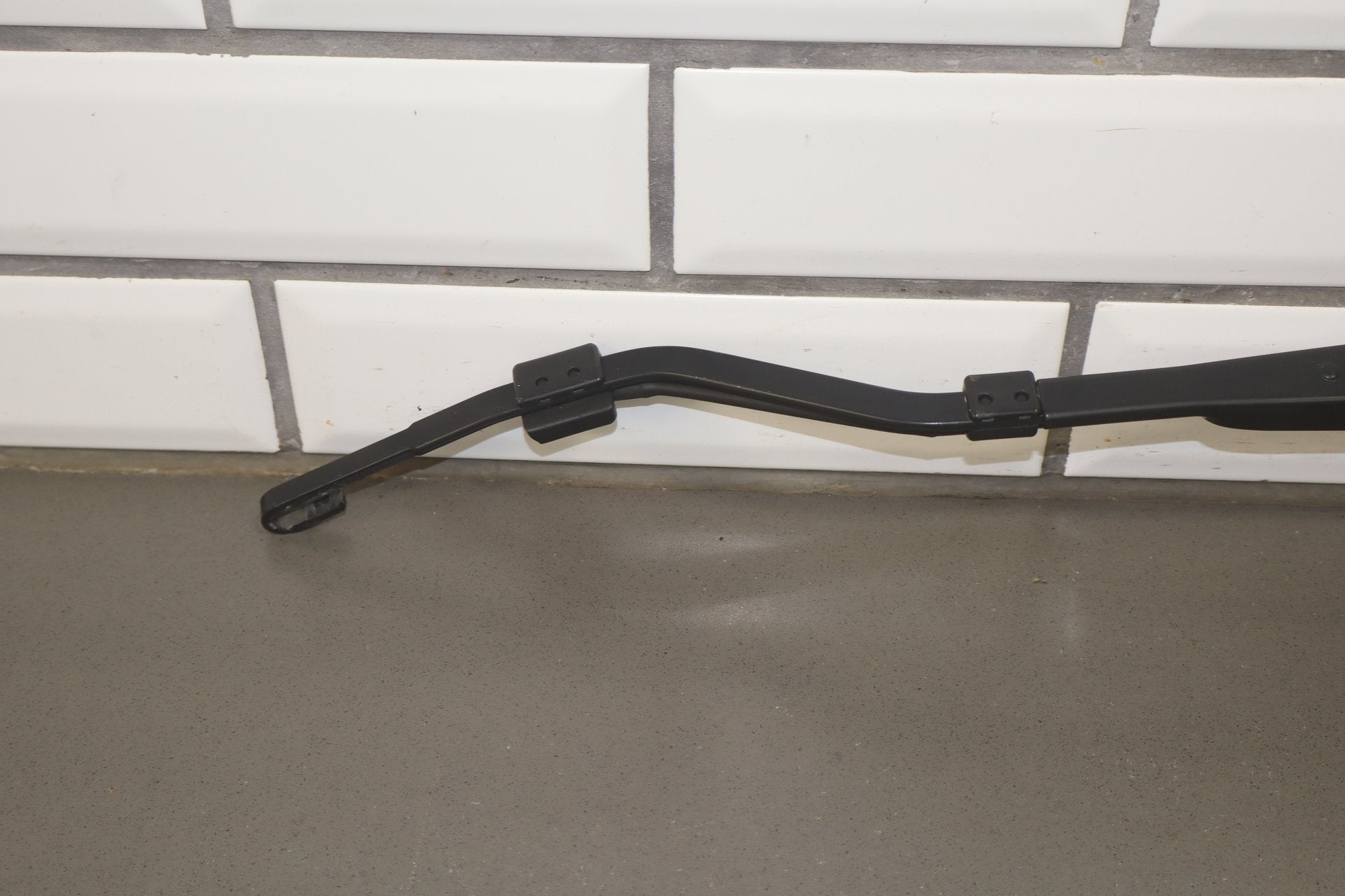 2012-2014 Mitsubishi i-MiEV SE Wiper Arm Pair