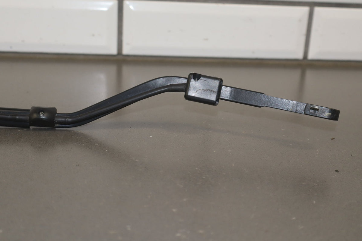 2012-2014 Mitsubishi i-MiEV SE Wiper Arm Pair
