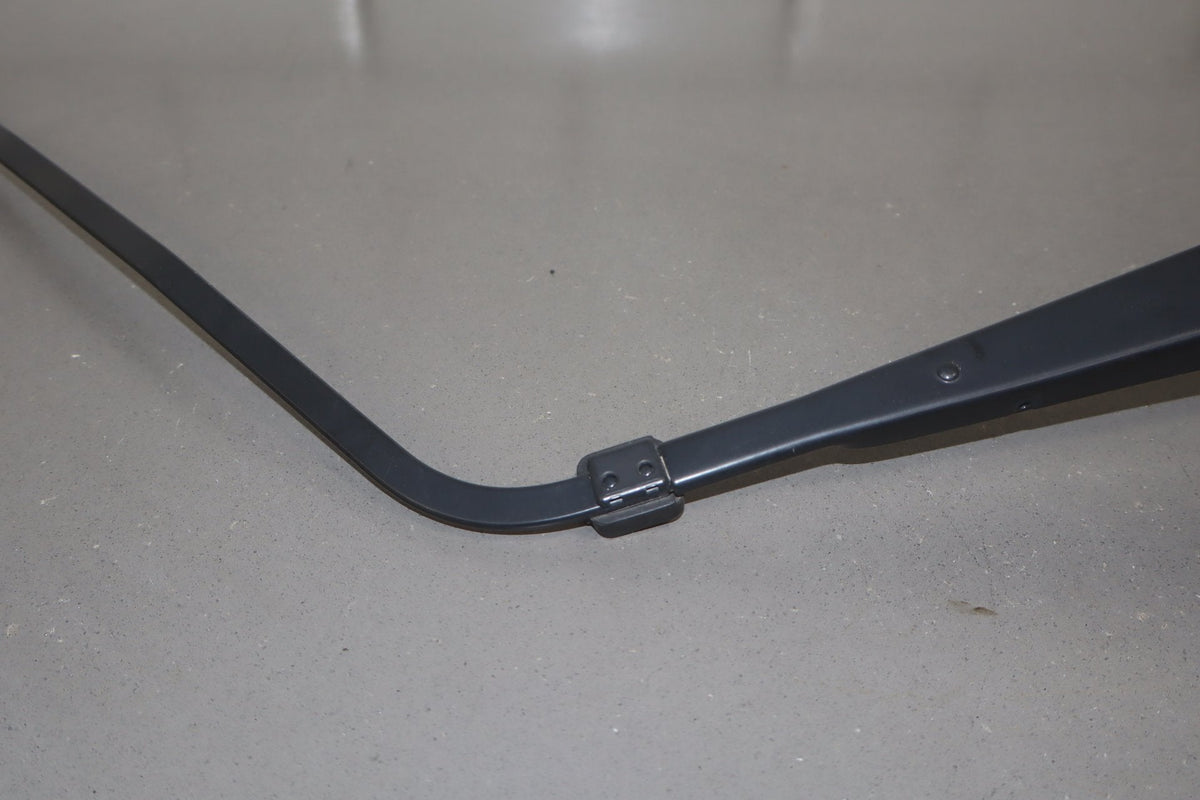 2012-2014 Mitsubishi i-MiEV SE Wiper Arm Pair