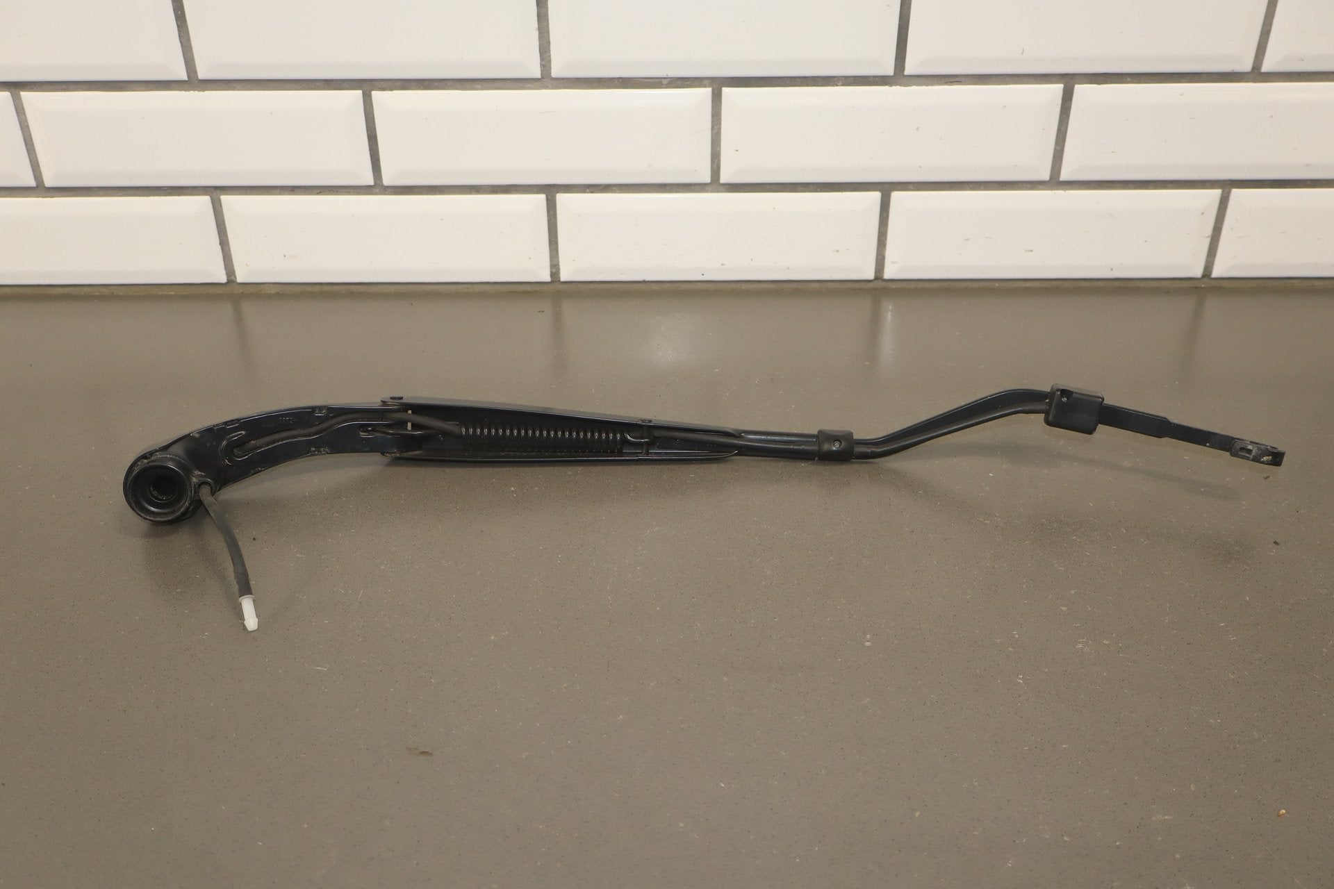 2012-2014 Mitsubishi i-MiEV SE Wiper Arm Pair