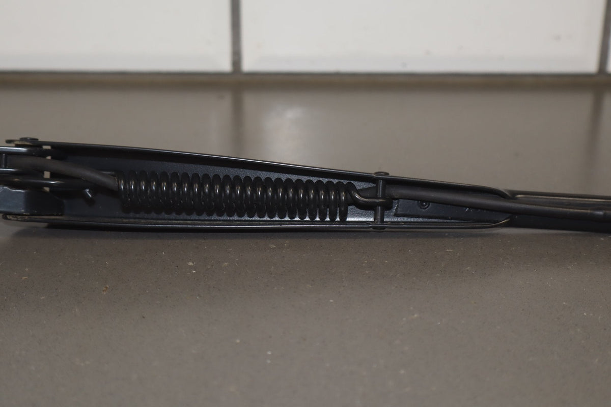 2012-2014 Mitsubishi i-MiEV SE Wiper Arm Pair