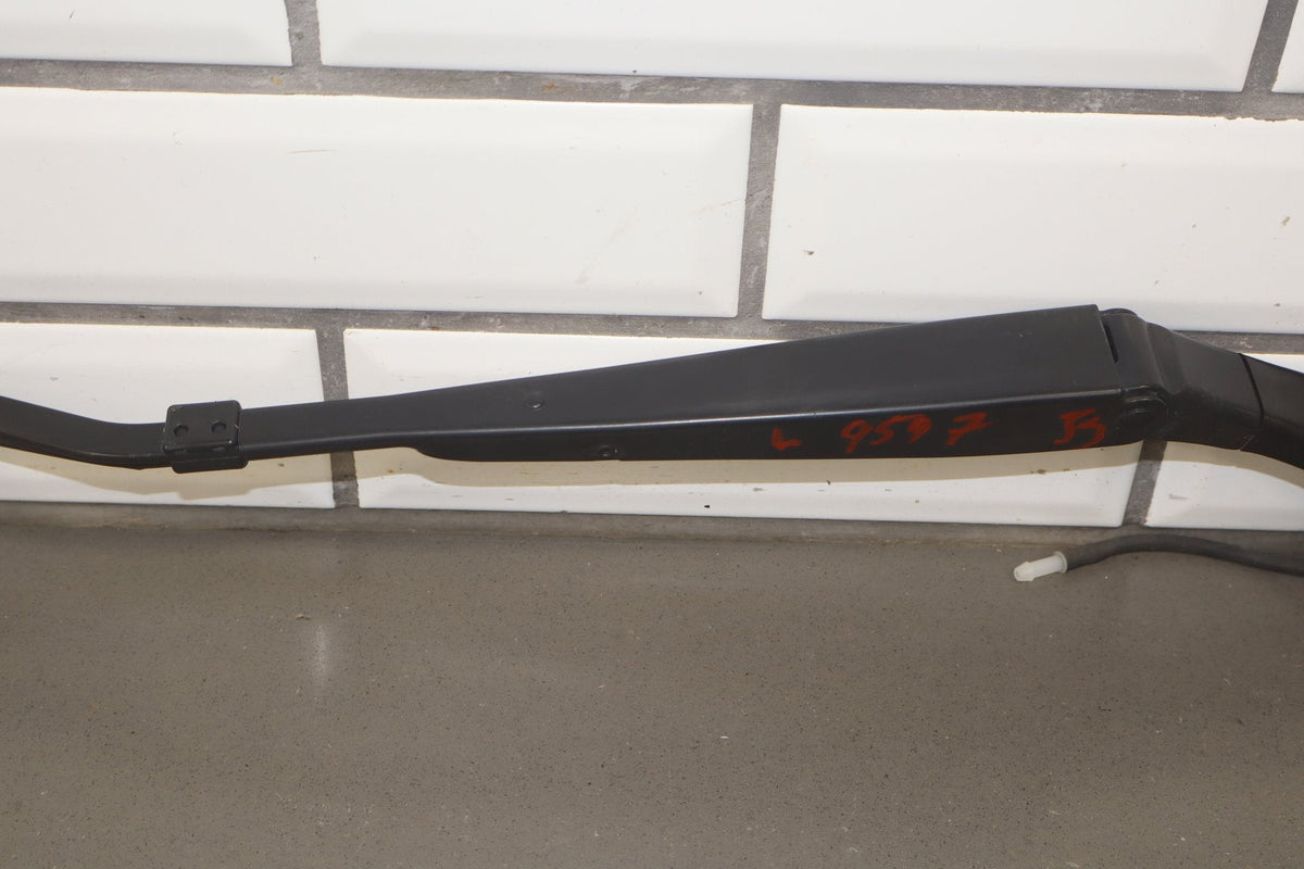 2012-2014 Mitsubishi i-MiEV SE Wiper Arm Pair