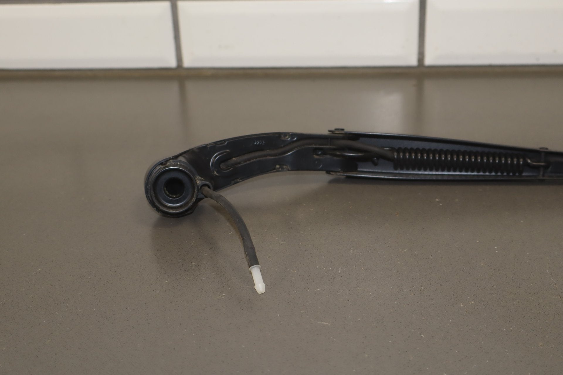2012-2014 Mitsubishi i-MiEV SE Wiper Arm Pair