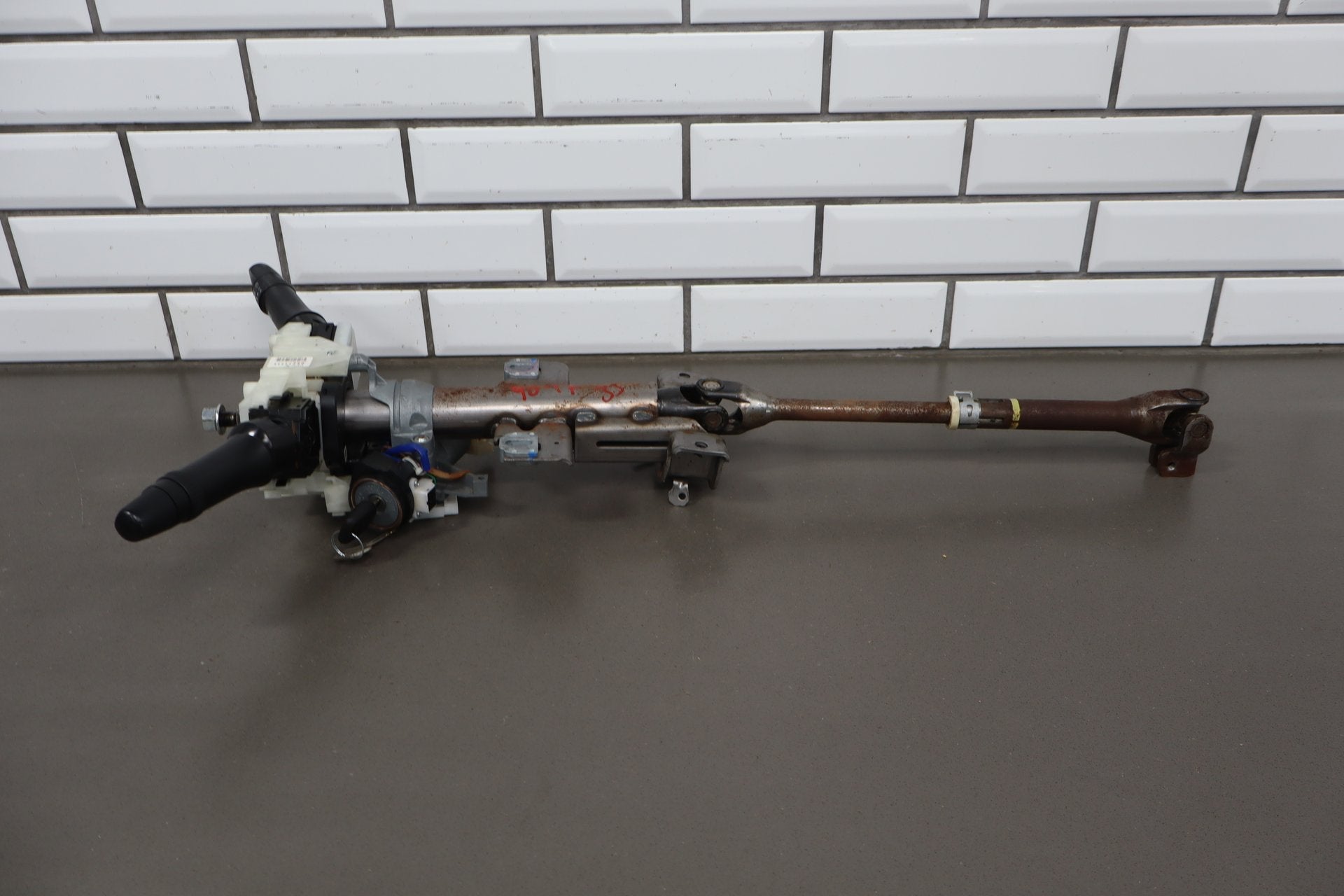 2012-2014 Mitsubishi i-MiEV- Steering Column