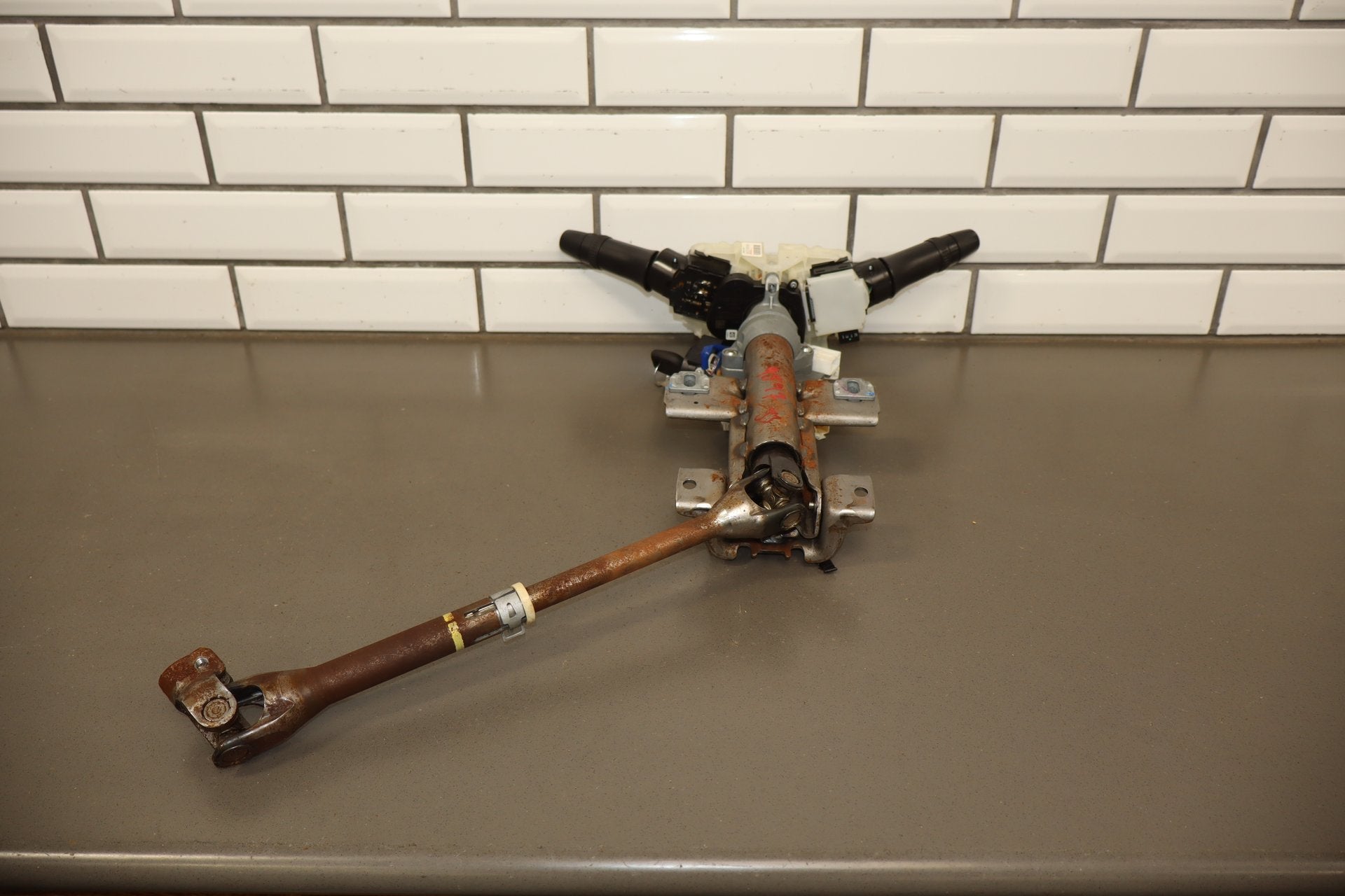 2012-2014 Mitsubishi i-MiEV- Steering Column