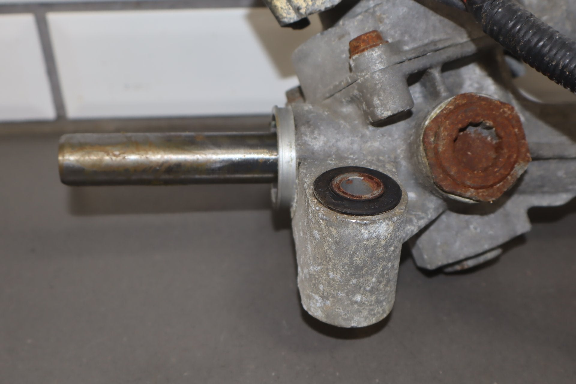 2012-2014 Mitsubishi i-MiEV Steering Gear OEM